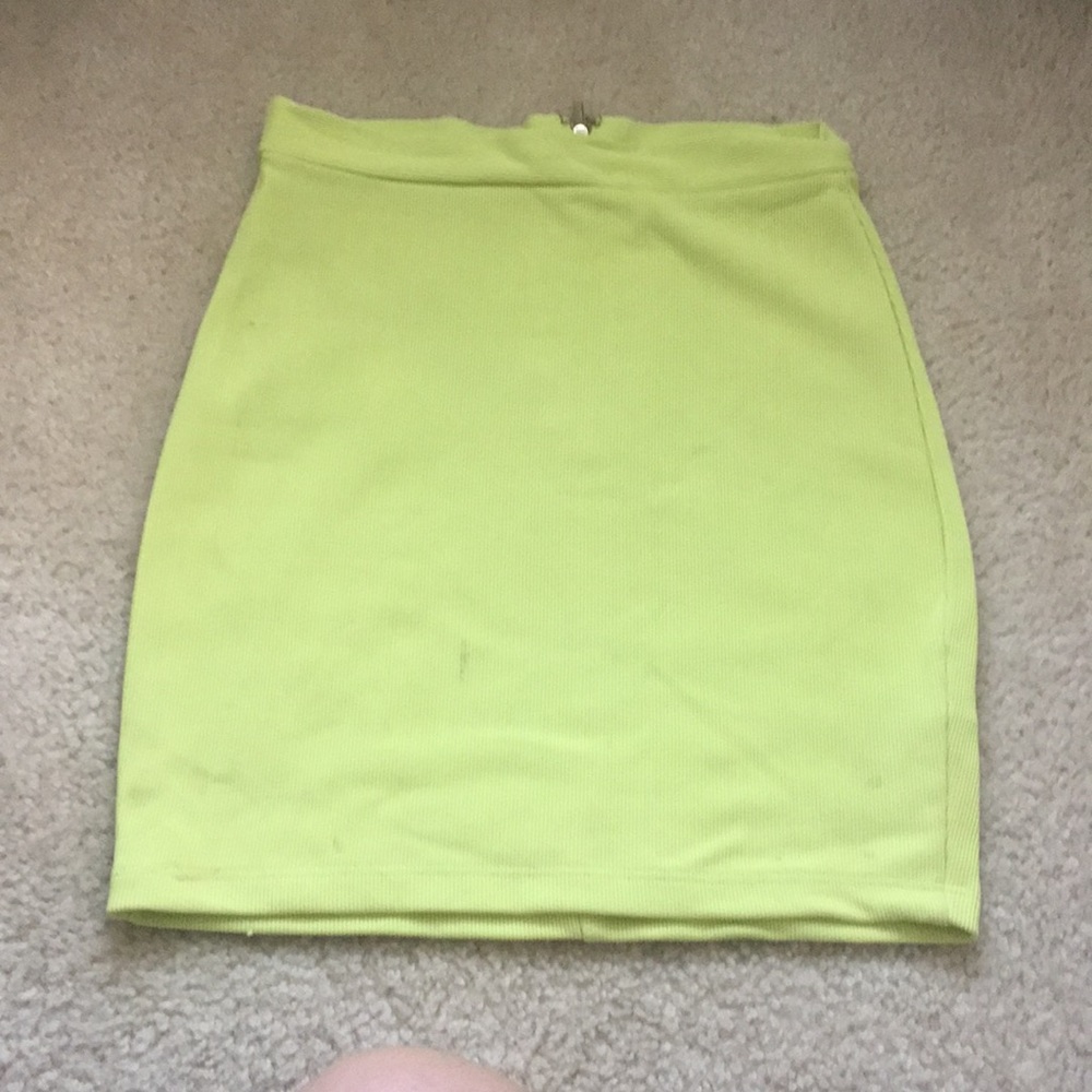 Brand new neon skirt xs